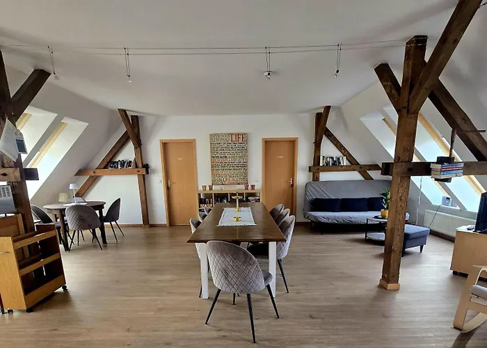 Lejlighed Seminar Und *