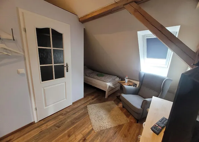 Seminar Und * Schonbeck (Mecklenburg-Vorpommern)